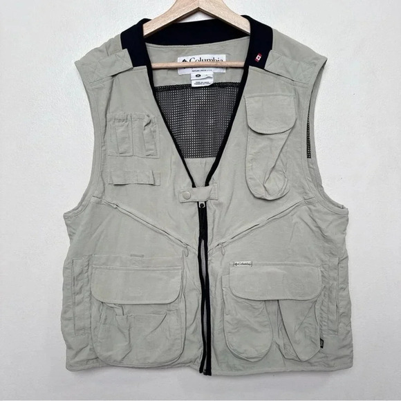 Columbia Unisex M Vtg Khaki  Fishing Vest Outdoor Photography Utility Hunting - Picture 1 of 13